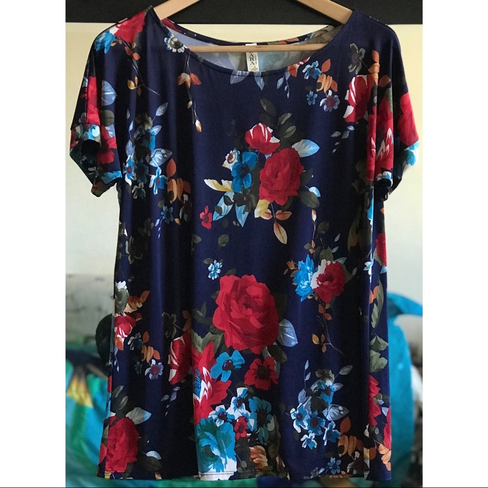 LARA FASHION NAVY BLUE FLORAL PRINT TOP - SIZE L